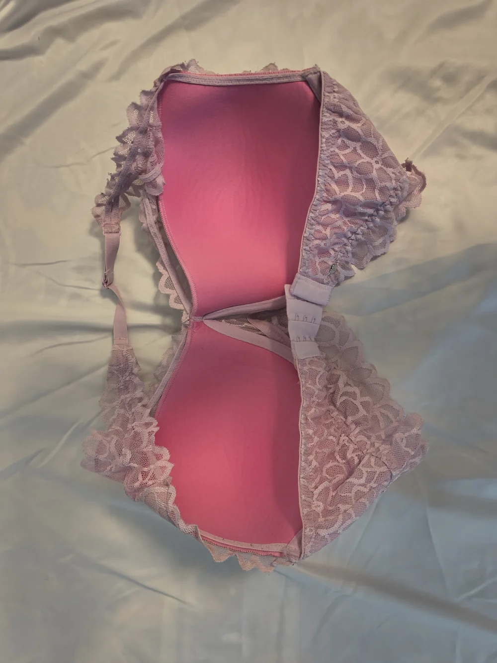 Pink VS Women's Lace Underwire Bralette in Dusty Pink